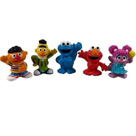 Sesame Street Workshop 2018 Hasbro Set of 5 Figures Toys Cake Toppers Elmo Abby - Picture 1 of 10